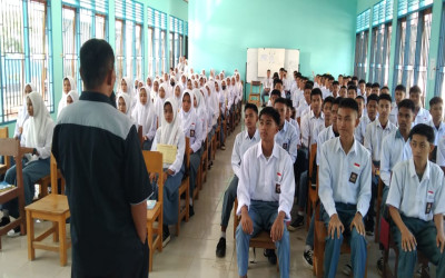Hari Ketiga MPLS, SMK Negeri 1 Kolaka Timur Perkenalkan Pendidikan Karakter dan Jurusan